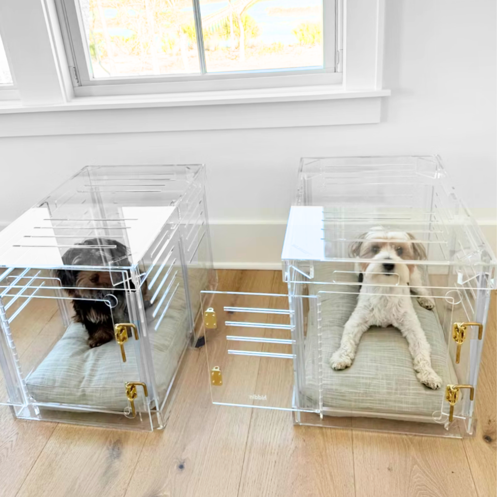 Small Crate (Gold Latch)